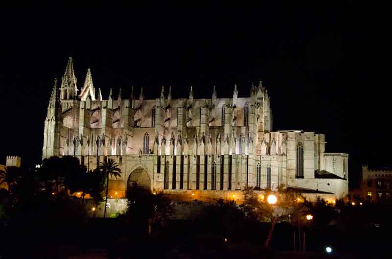 04 - Mallorca - P  de Mallorca - catedral de Santa Maria o La Seo - panoramica nocturna